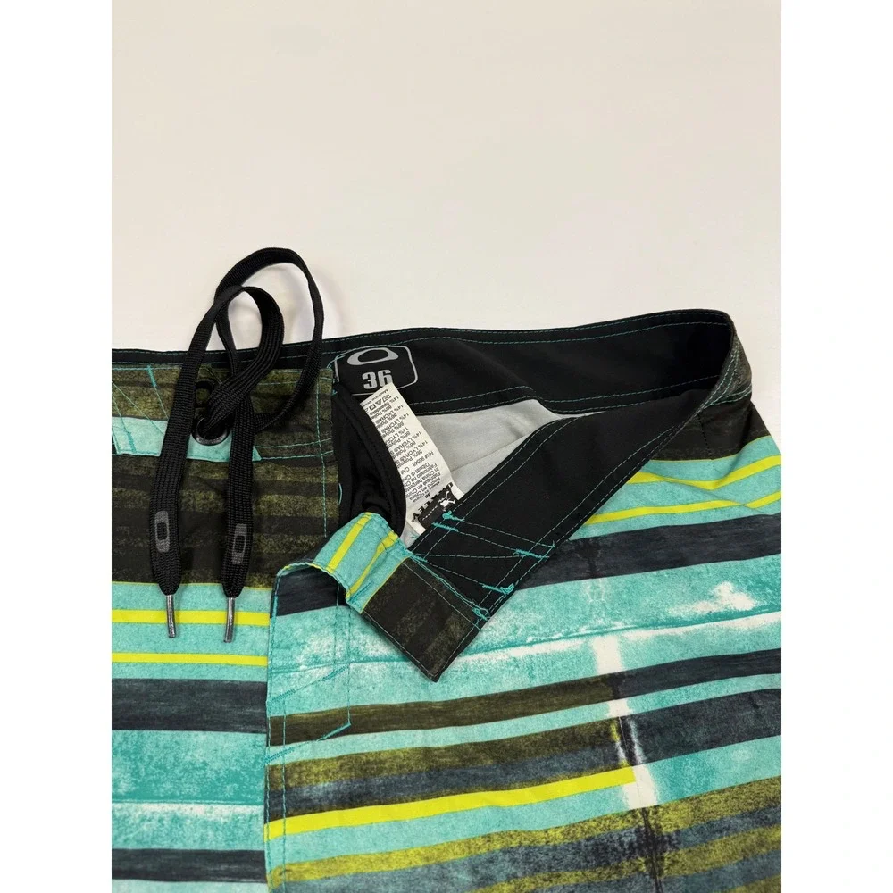 Oakley Men's Striped Board Shorts Black Teal Neon Yellow‎ Size 36